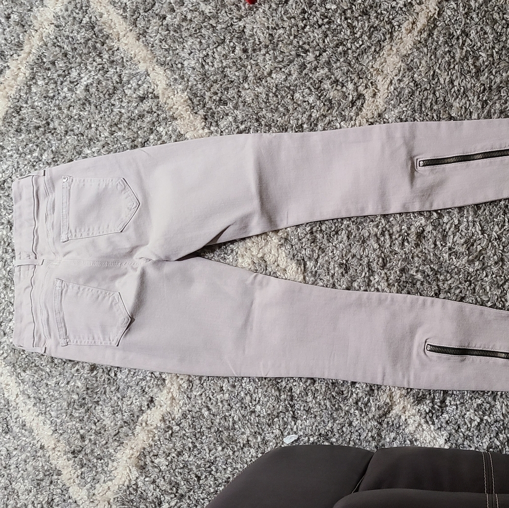 Koral Skinny Jeans - Picture 2 of 5